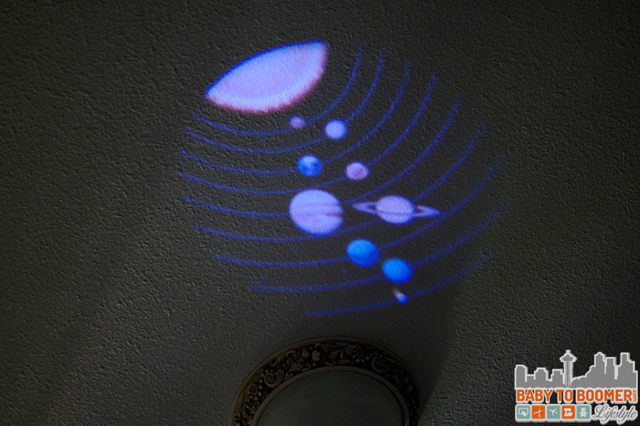  Primary Science Shining Stars Projector Projection Samples - Sunlight leaking through curtains - ceiling projection